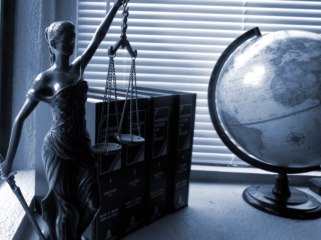 Business Law services from DeBaltzo Law Firm in Cleveland, Ohio